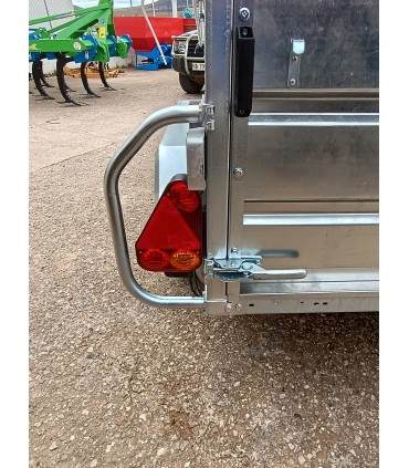 TRANSPORTE DE GANADO - 2 EJES