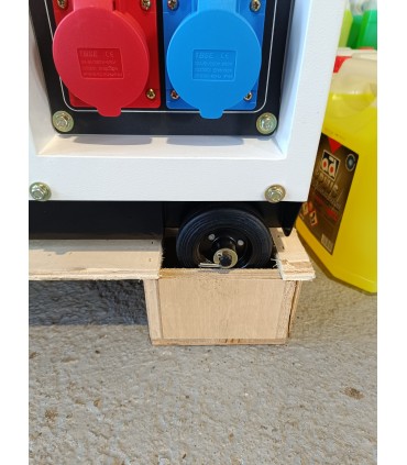 INSONORIZADO HYUNDAI 400V (7,9 KVA)