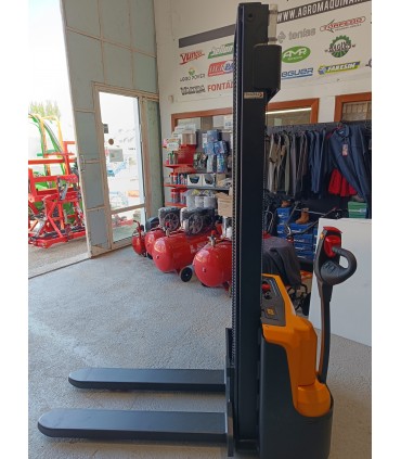 APILADOR ELÉCTICO ELEQTRA 3500 - AYERBE